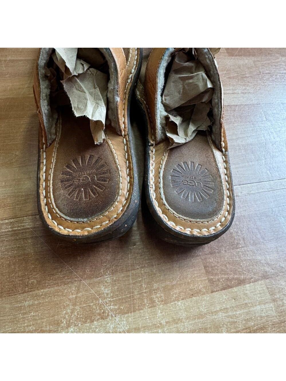 UGG Australia Layback Thong Sandals. Size 6 - Picture 4 of 9